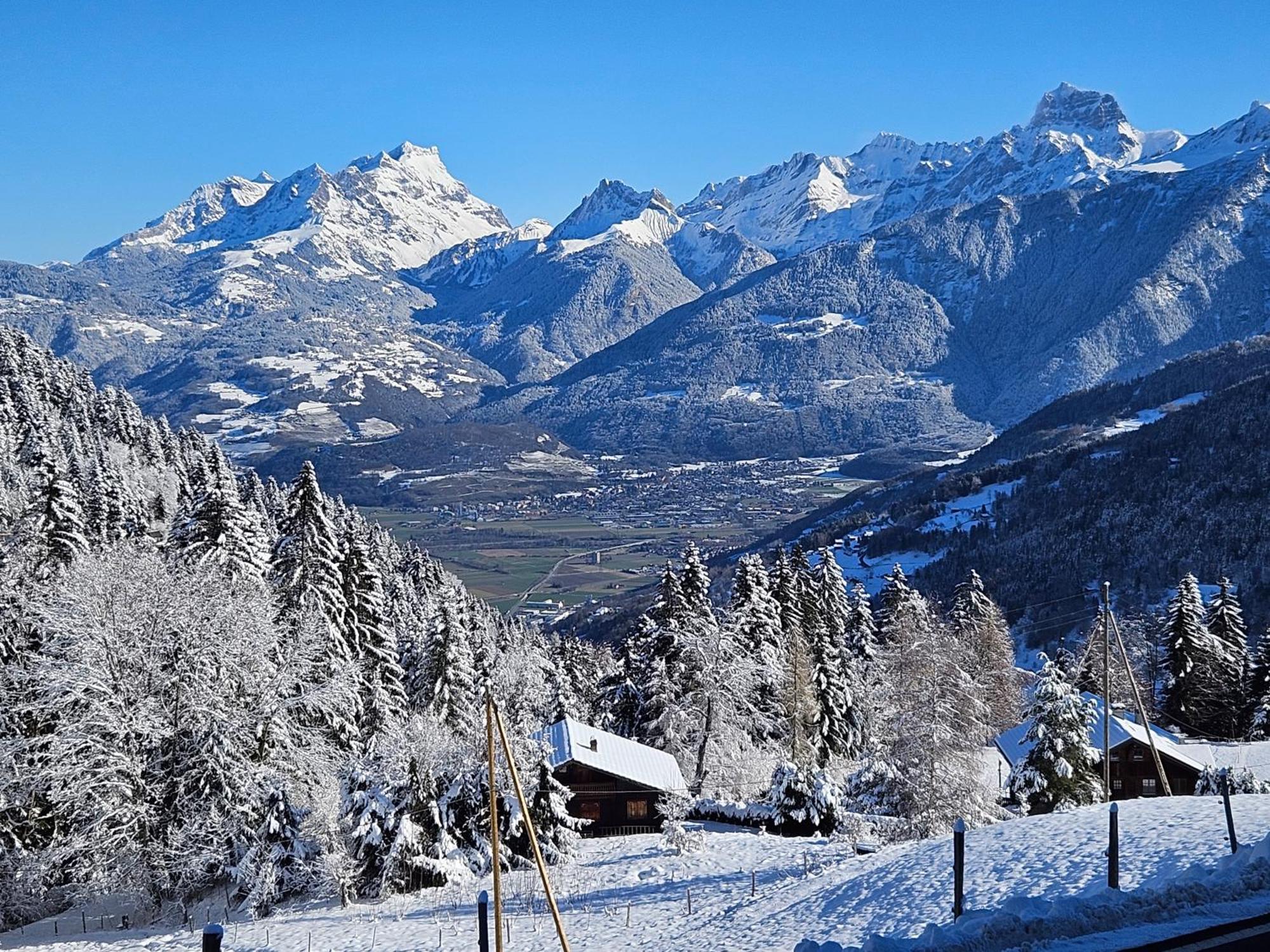 Sweet & Cosy Chalet In The Heart Of The Swiss Alps Troistorrents Exteriör bild