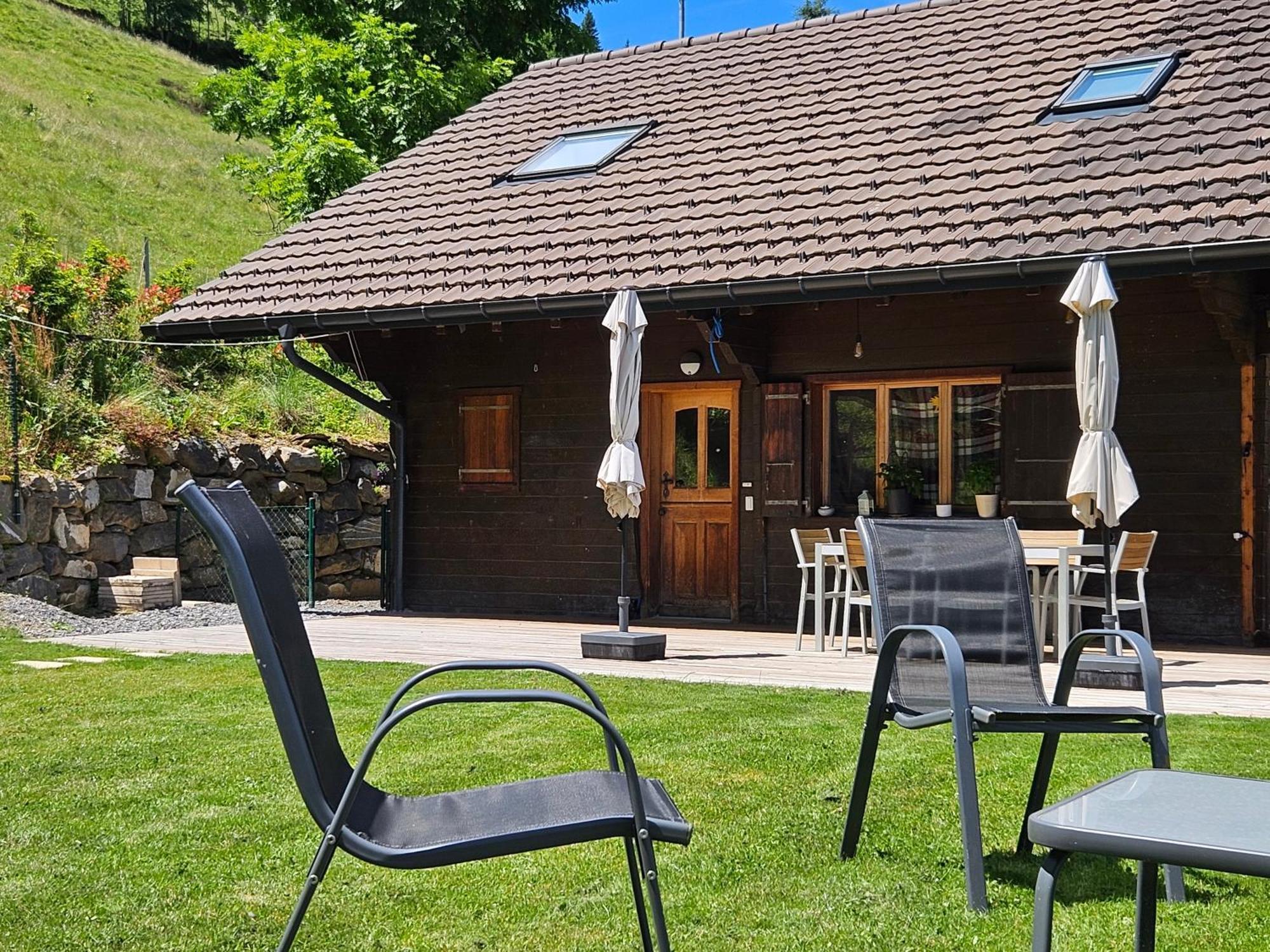 Sweet & Cosy Chalet In The Heart Of The Swiss Alps Troistorrents Exteriör bild